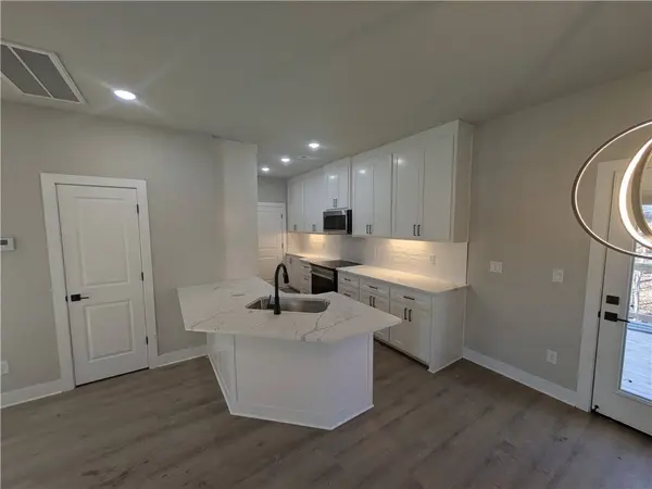 7 Smalley Ln, Bella Vista, AR 72715