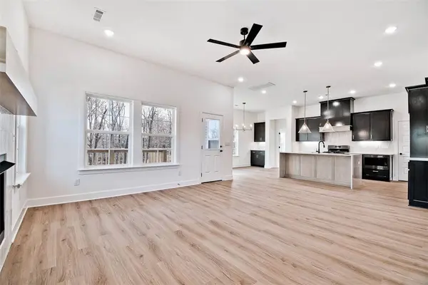 33 Buckland Ln, Bella Vista, AR 72715