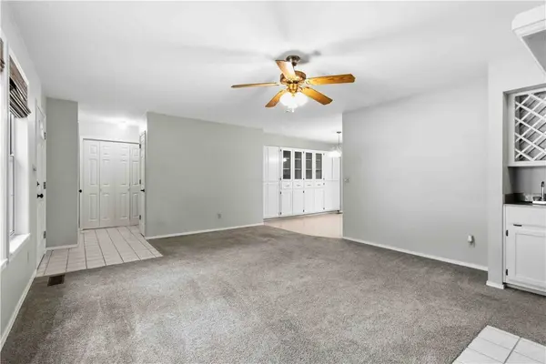 10 Wimborne Ln, Bella Vista, AR 72715