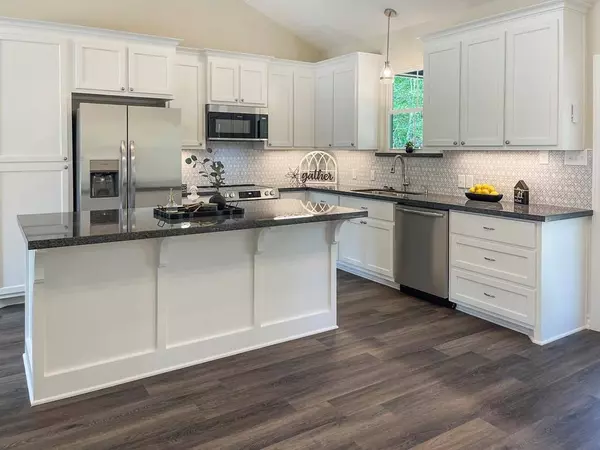 275 Tobacco Road, Brookeland, TX 75931