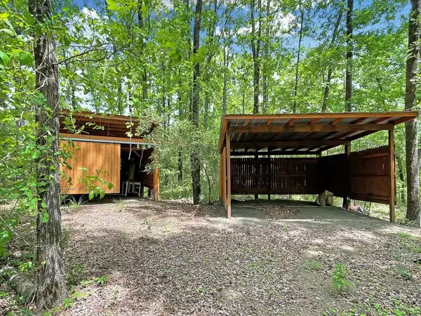 207 Arrowcrest Drive, Brookeland, TX 75931