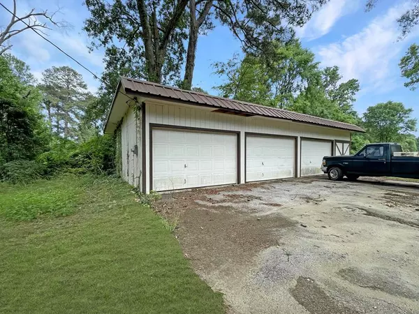 2369 Texas State Highway 63 W, Jasper, TX 75951