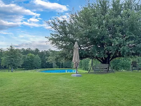 341 Red Wolf Lane, Brookeland, TX 75931