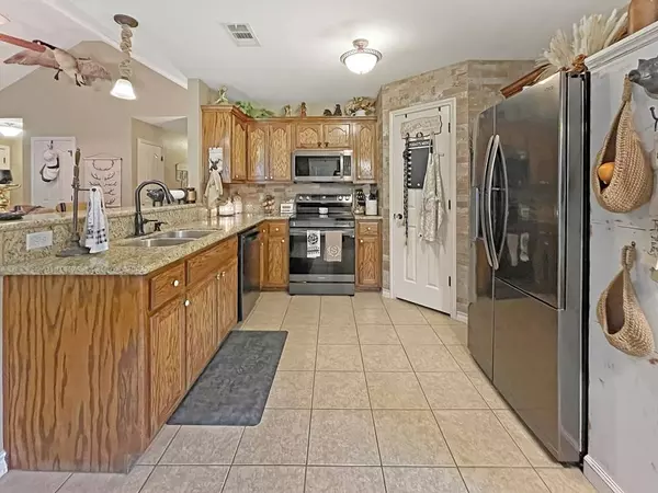 1820 County Road 205, Brookeland, TX 75931