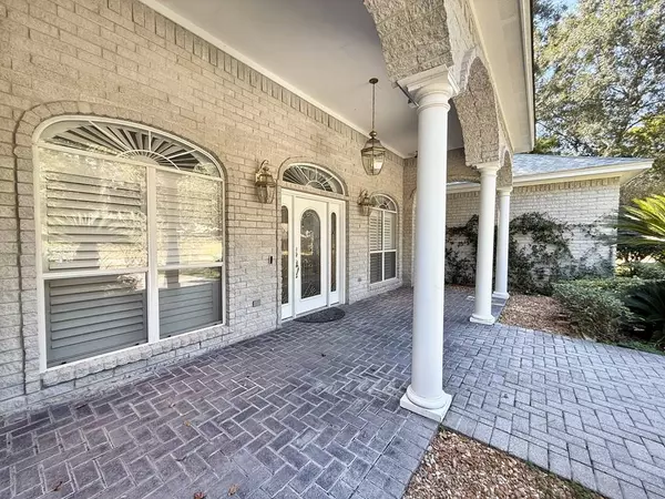 840 Hunterwood Dr, Jasper, TX 75951