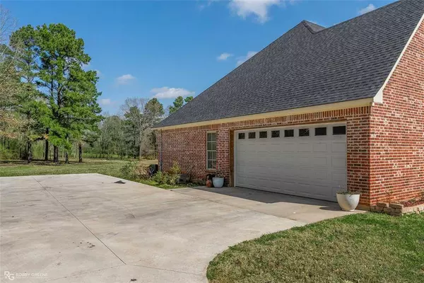 1530 Bellevue Road, Haughton, LA 71037