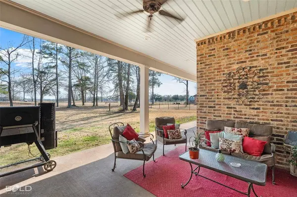 10 Fox Trot Cove, Haughton, LA 71037