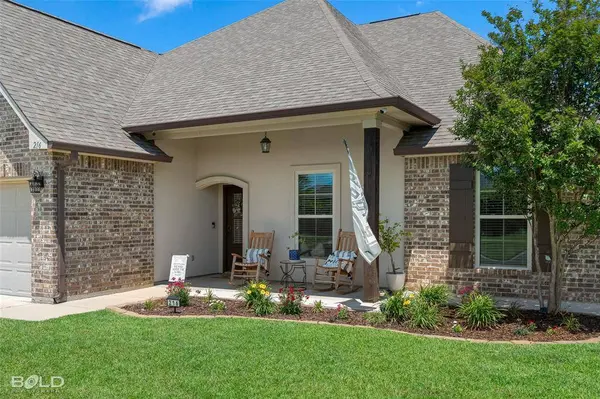 216 Apalachee Way, Bossier City, LA 71111