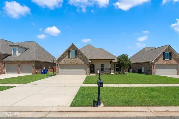 216 Apalachee Way, Bossier City, LA 71111