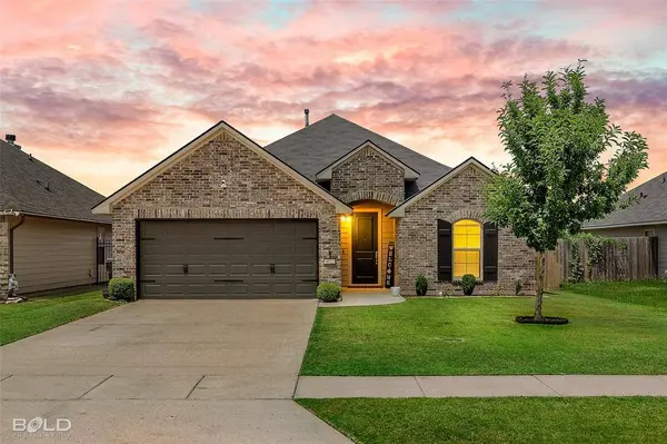 4022 False River Drive