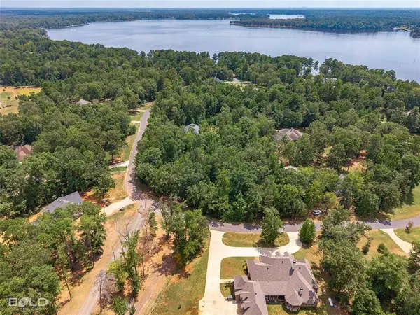 150 Oak Leaf Trail, Benton, LA 71006