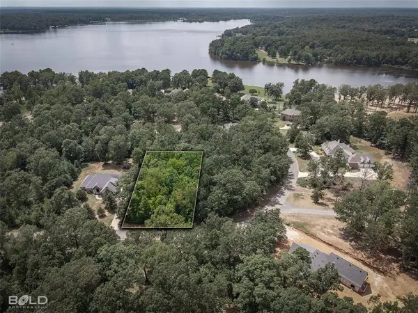 150 Oak Leaf Trail