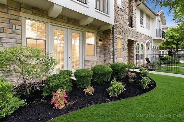 6748 San Roque #31, Irving, TX 75039