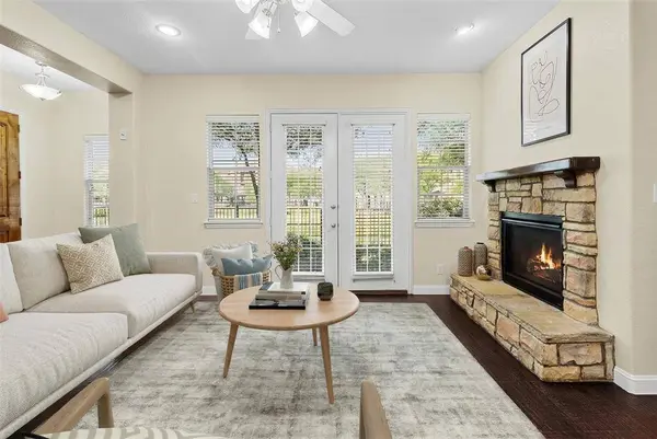 6748 San Roque #31, Irving, TX 75039