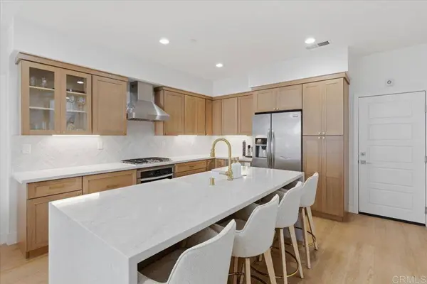 2510 Aperture Circle, San Diego, CA 92108