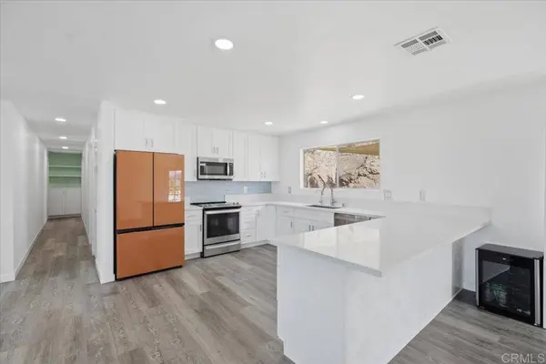 13676 Willow Rd, Lakeside, CA 92040