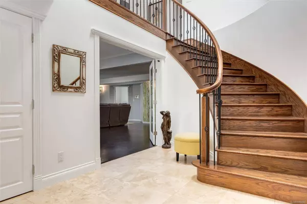 5391 Sunhaven Pl, Nanaimo, BC V9V 1R5