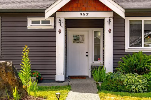 987 Buffer Rd, Nanaimo, BC V9R 0G7