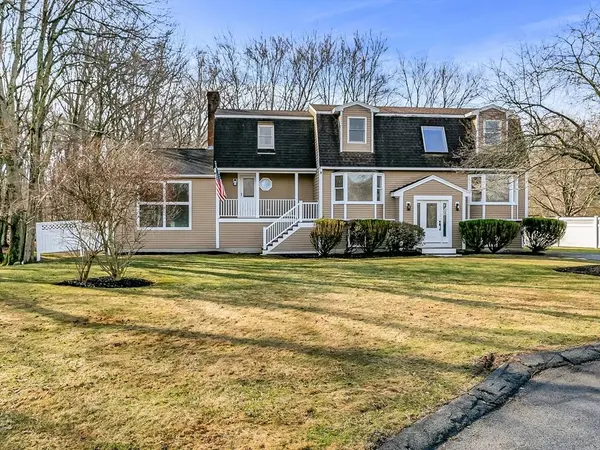 3 Balfour Ct, Haverhill, MA 01835