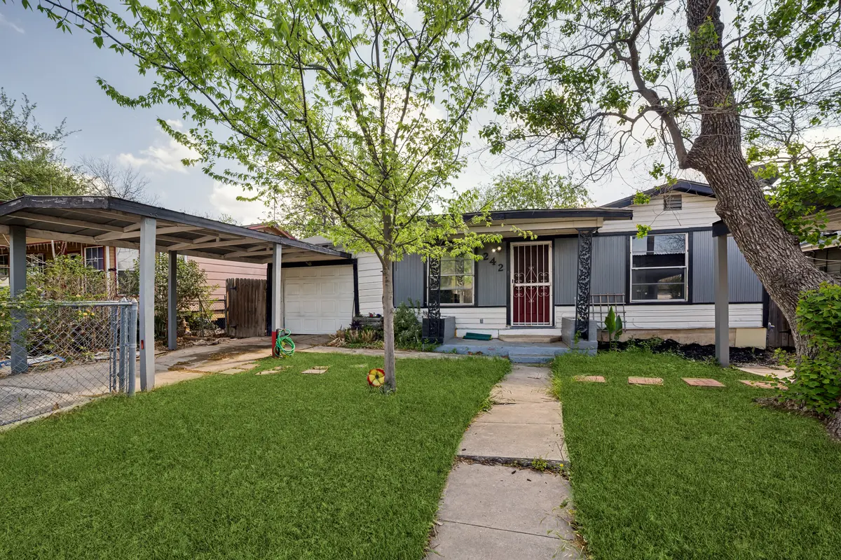 242 Rosabell Dr, San Antonio, TX 78228-6044