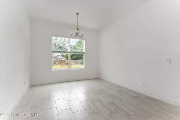 2281 Angel RD, Palm Bay, FL 32909