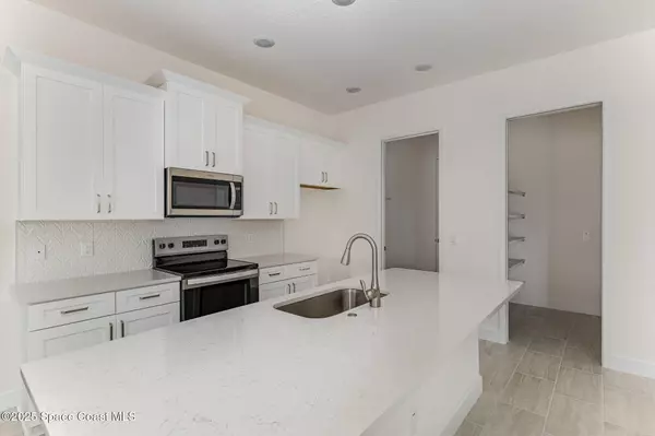 2281 Angel RD, Palm Bay, FL 32909