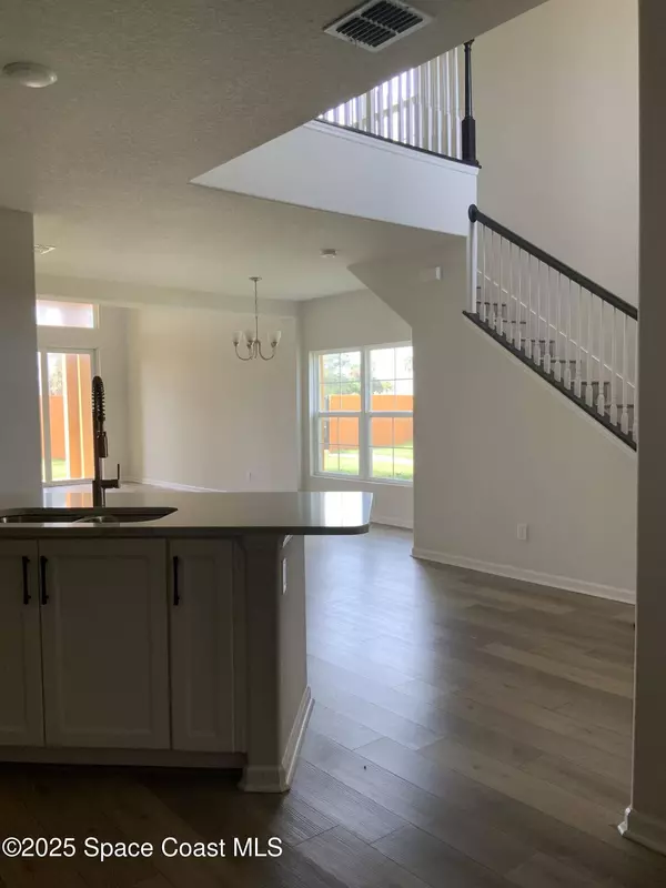 99 Montecito DR, Satellite Beach, FL 32937