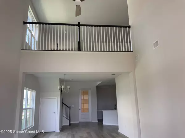 99 Montecito DR, Satellite Beach, FL 32937