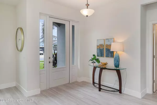 1982 Killian DR NE, Palm Bay, FL 32905