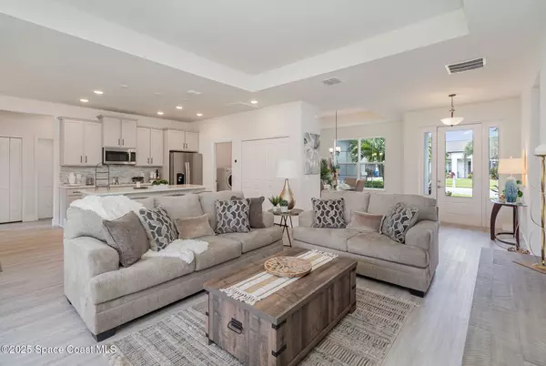 1982 Killian DR NE, Palm Bay, FL 32905