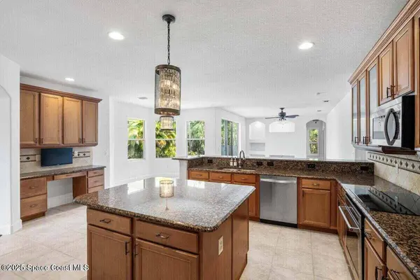 1489 Tipperary DR, Melbourne, FL 32940