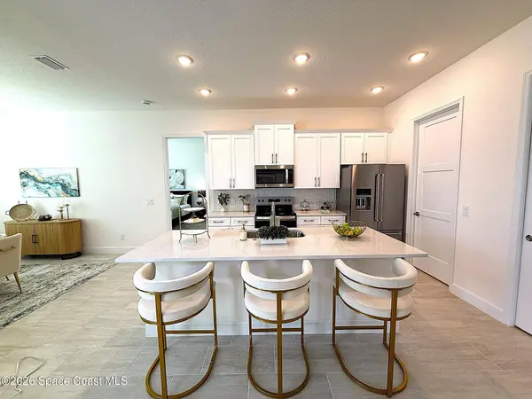 418 Cheltenham AVE SE, Palm Bay, FL 32909
