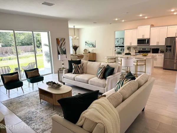 418 Cheltenham AVE SE, Palm Bay, FL 32909
