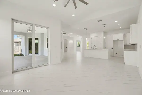 2062 SW O'Connel AVE, Palm Bay, FL 32908