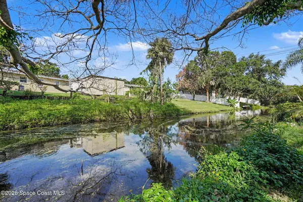 427 Lynn AVE, Melbourne, FL 32935