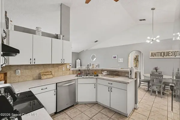 130 Coffee ST SE, Palm Bay, FL 32909