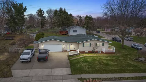 1235 Greenwich Street, Manistee, MI 49660