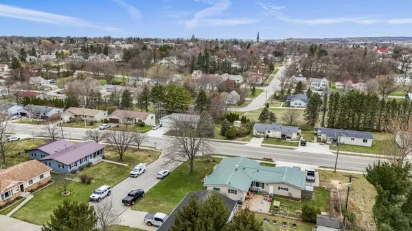 1235 Greenwich Street, Manistee, MI 49660