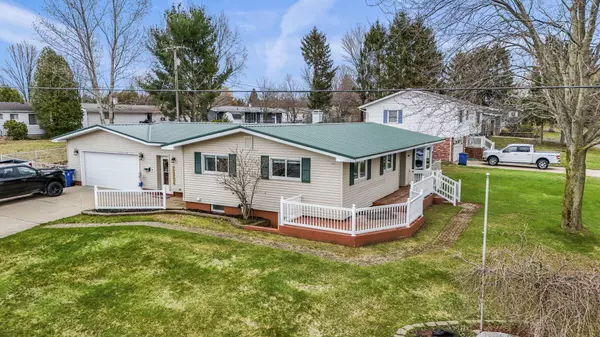 1235 Greenwich Street, Manistee, MI 49660