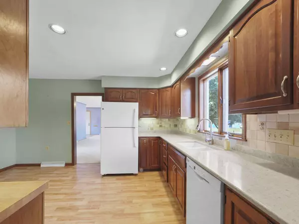 232 1st Avenue, Manistee, MI 49660