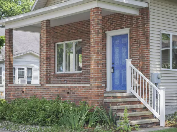 232 1st Avenue, Manistee, MI 49660