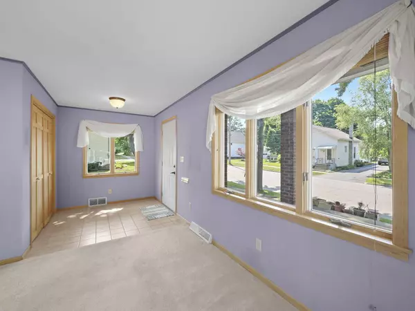 232 1st Avenue, Manistee, MI 49660