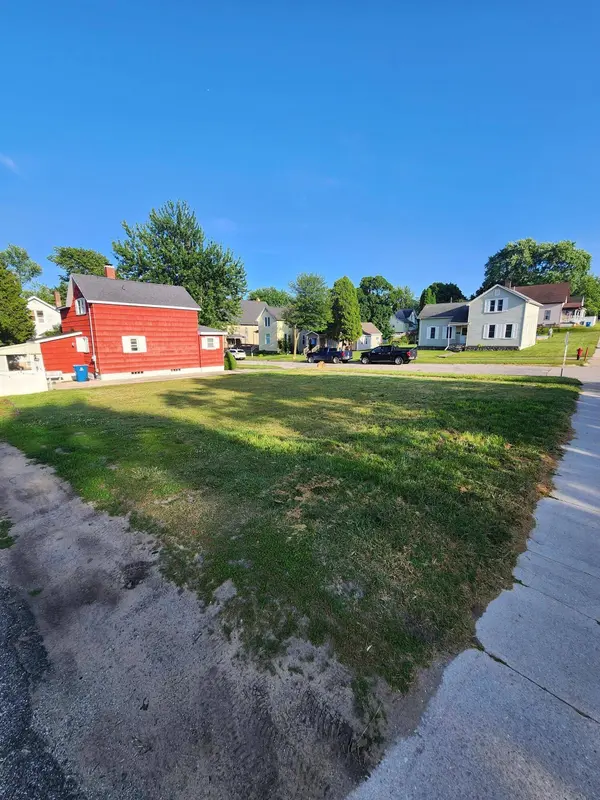 315 Cypress Street, Manistee, MI 49660