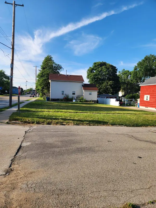 315 Cypress Street, Manistee, MI 49660