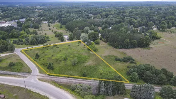 718 Paluster Street, Cadillac, MI 49601