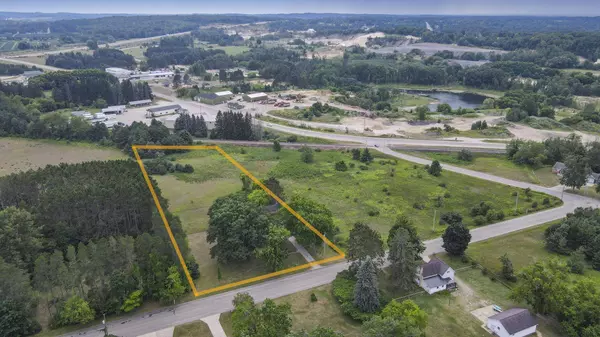 742 Paluster Street, Cadillac, MI 49601