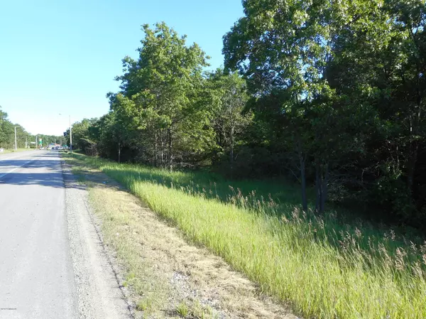 2322 Grant Highway, Manistee, MI 49660