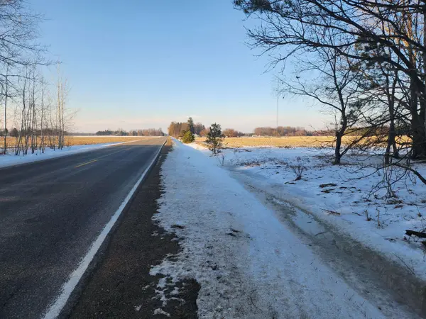 2600 S Scottville Road, Scottville, MI 49454