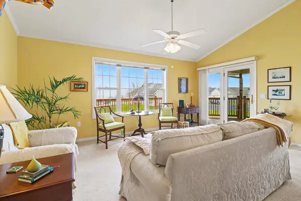 210 S Lighthouse Way, Manistee, MI 49660