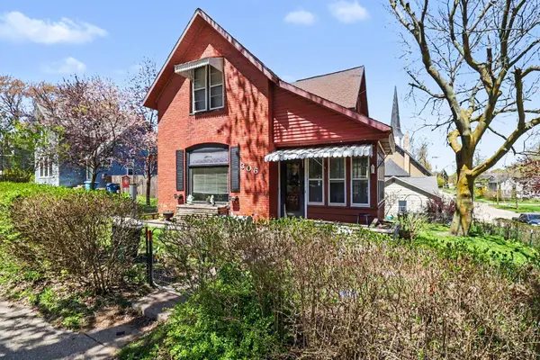 306 5th Street, Manistee, MI 49660